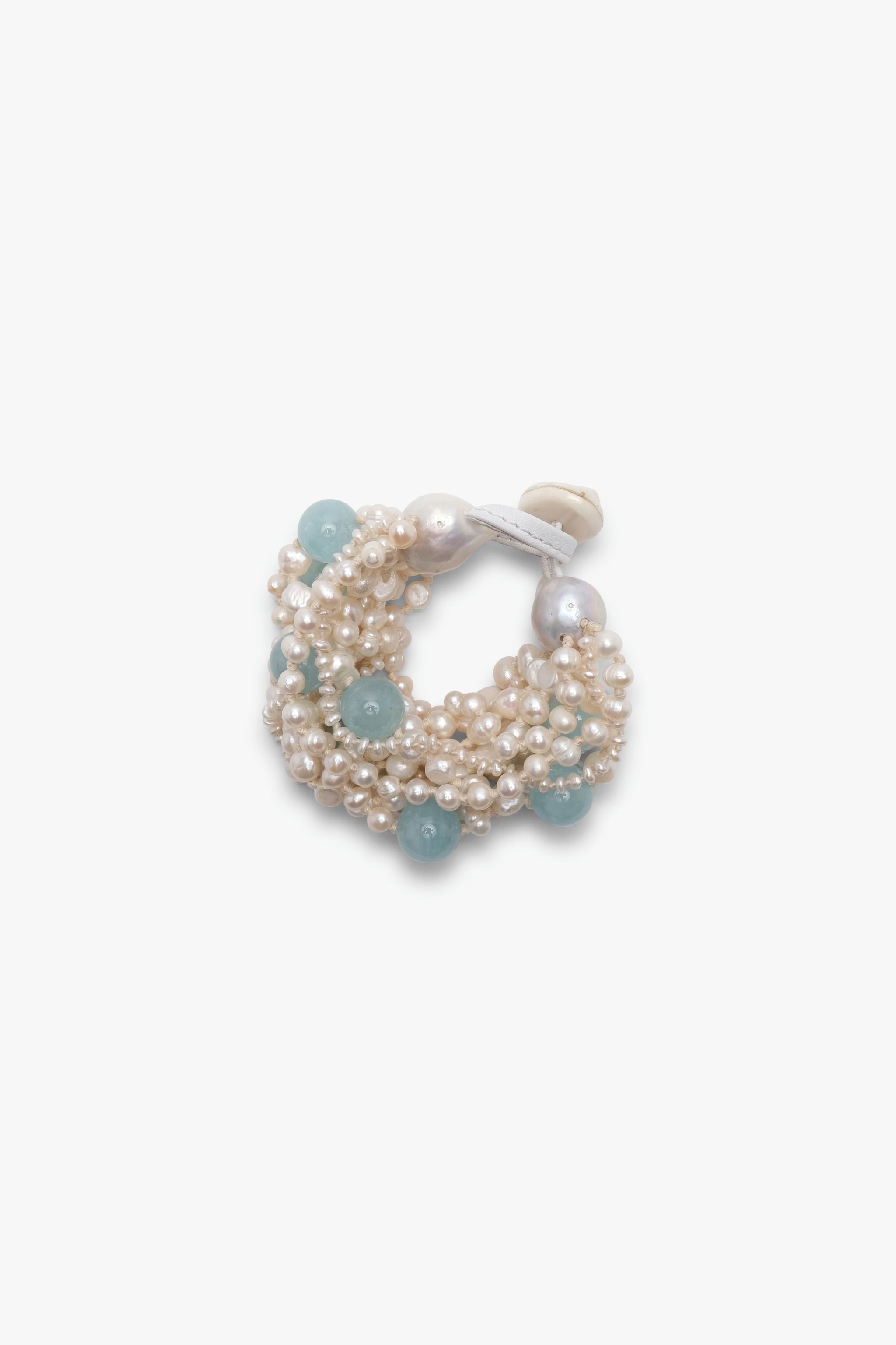 Bracelet: aquamarine, pearls