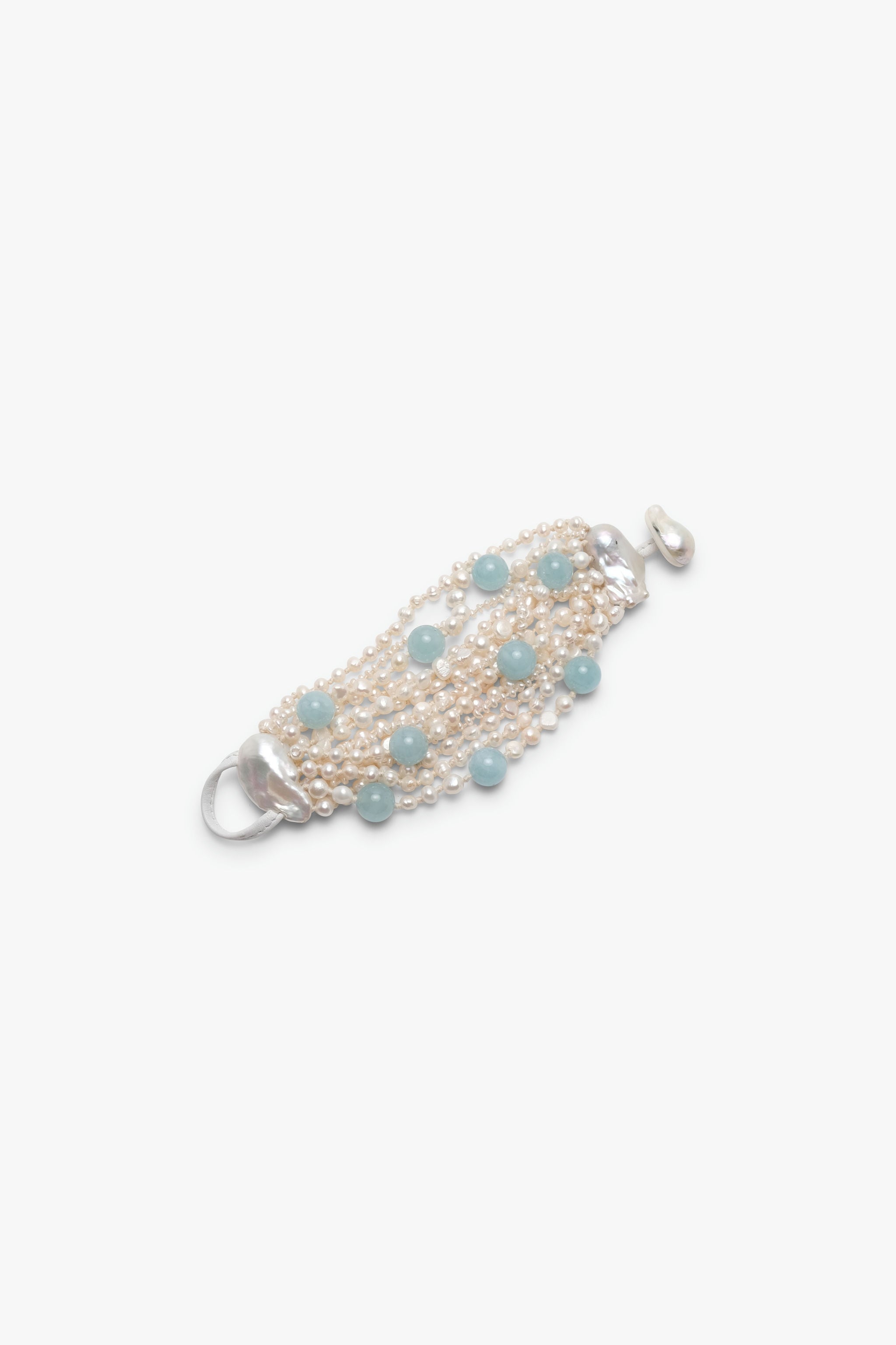 Bracelet: aquamarine, pearls