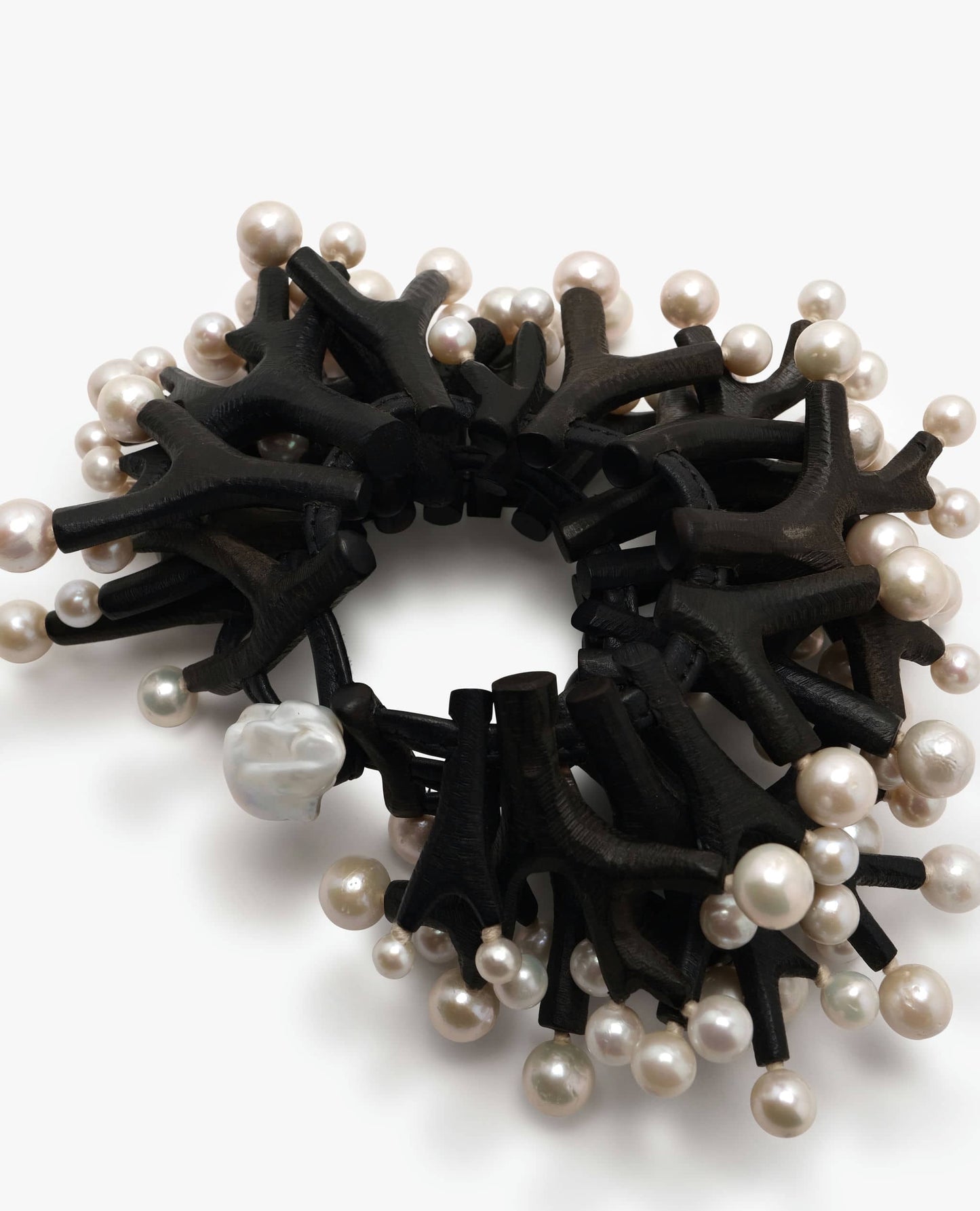 50th anniversary bracelet: acacia, freshwater pearls
