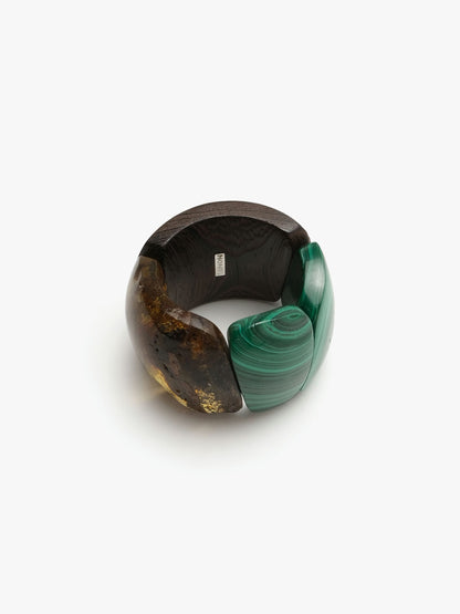 Bracelet: amber, malachite, wengé