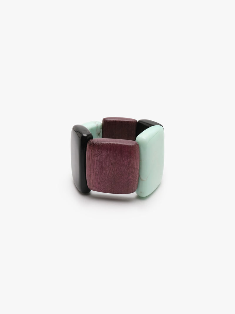 Bracelet: horn, amarant, chrysoprase