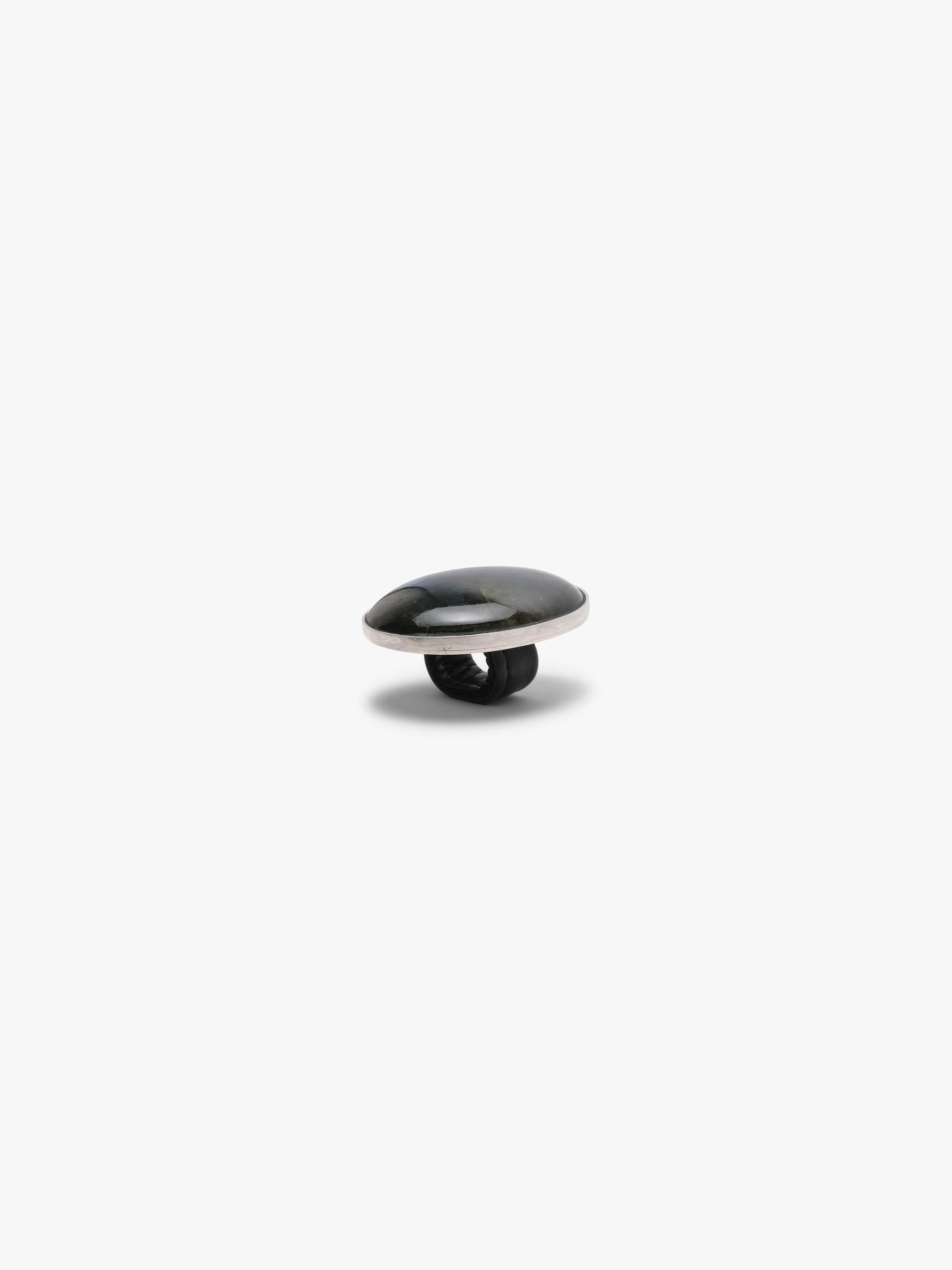 labradorite oval ring on a white background