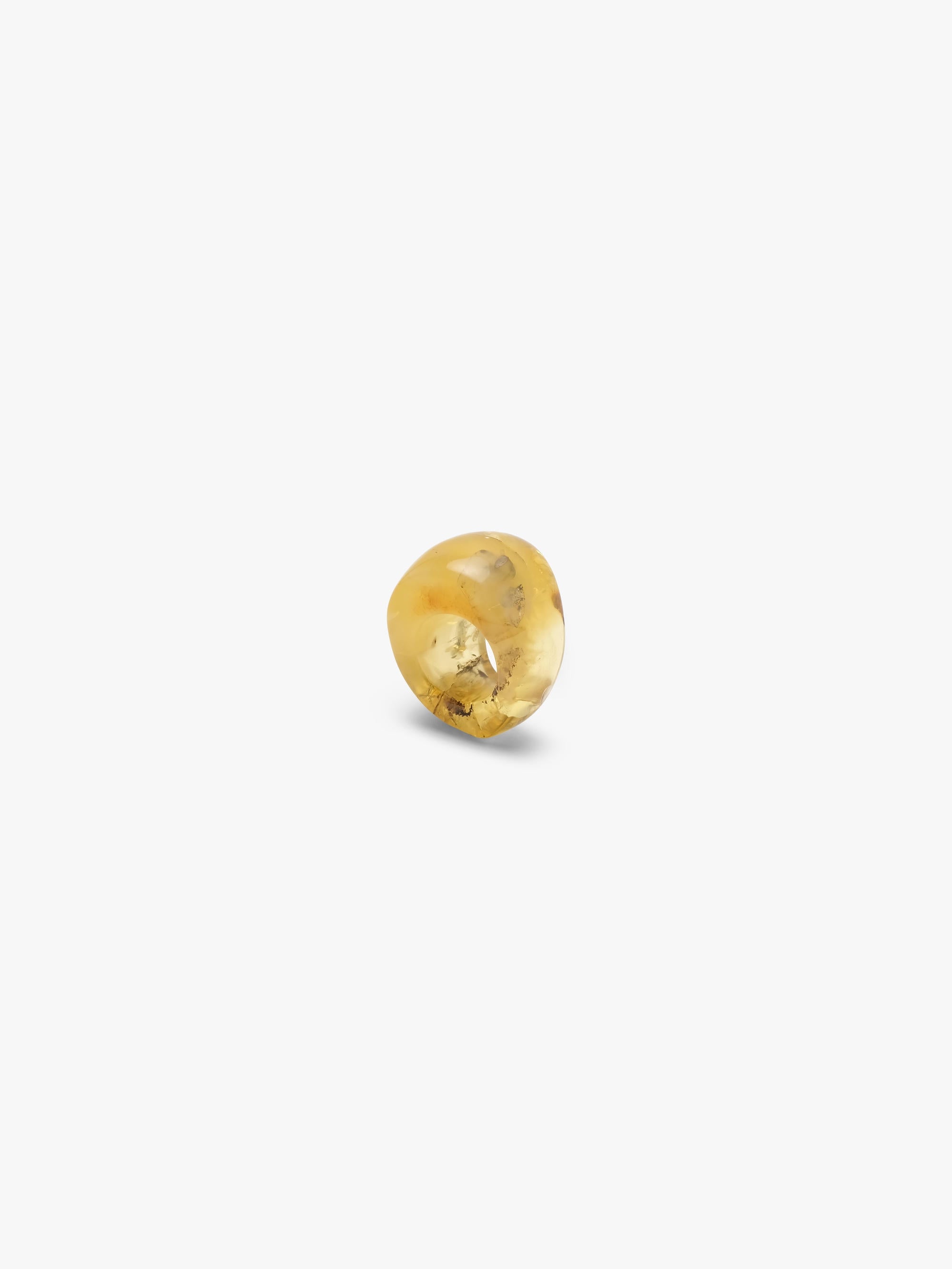 Ring: amber