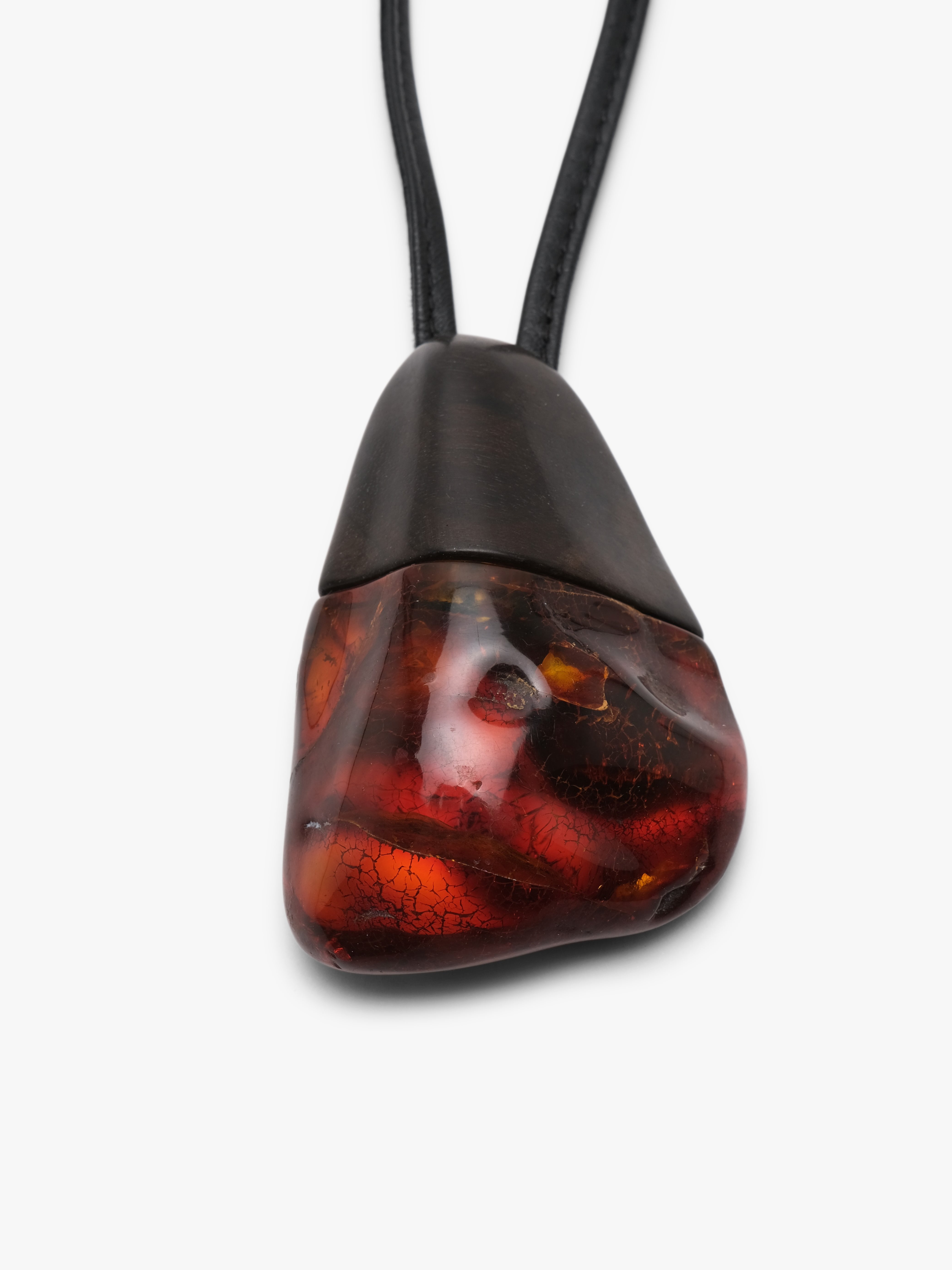 Pendant: amber, ebony