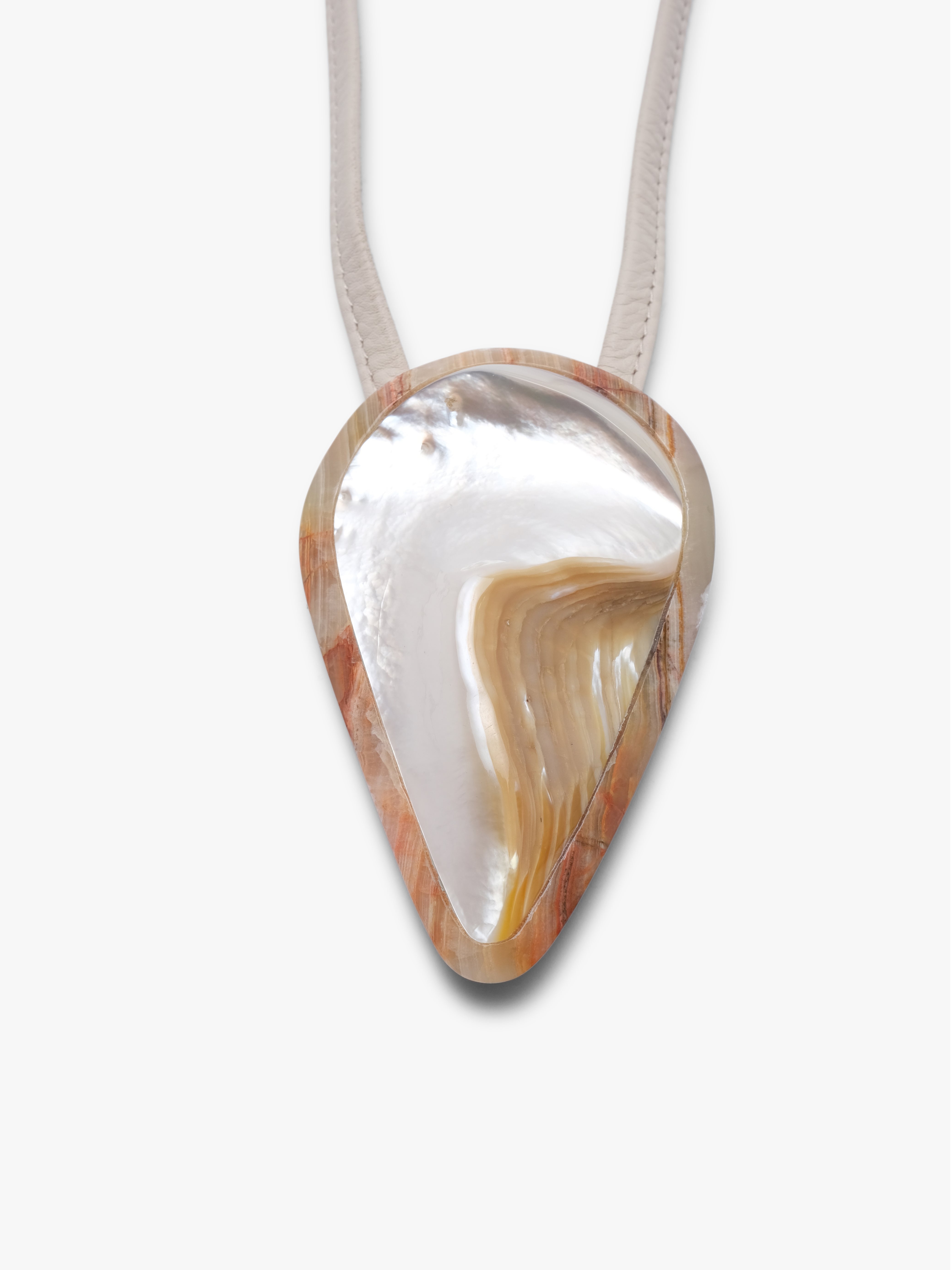 Pendant: mother of pearl, green onyx