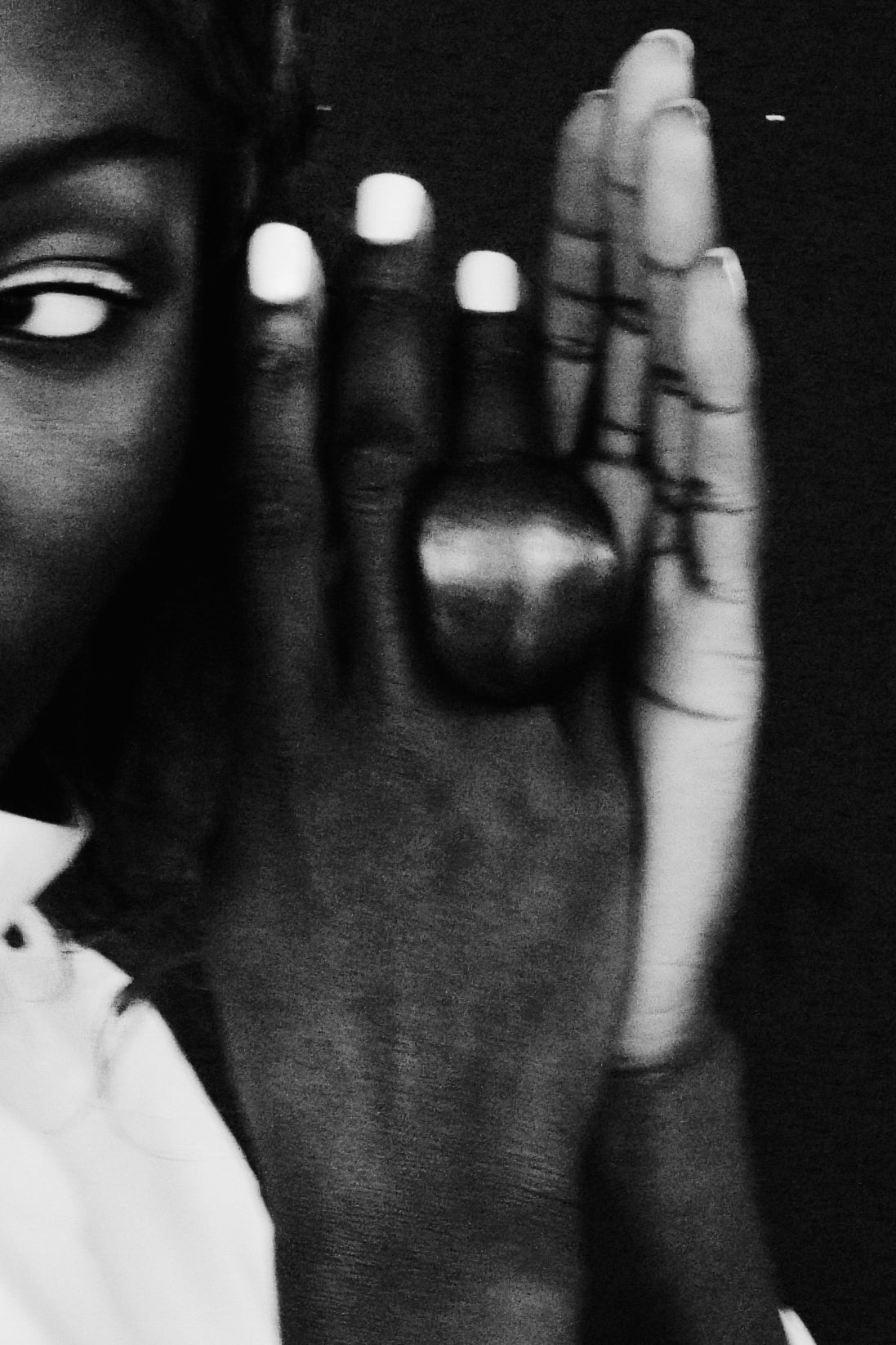 Pinea ring: black acacia