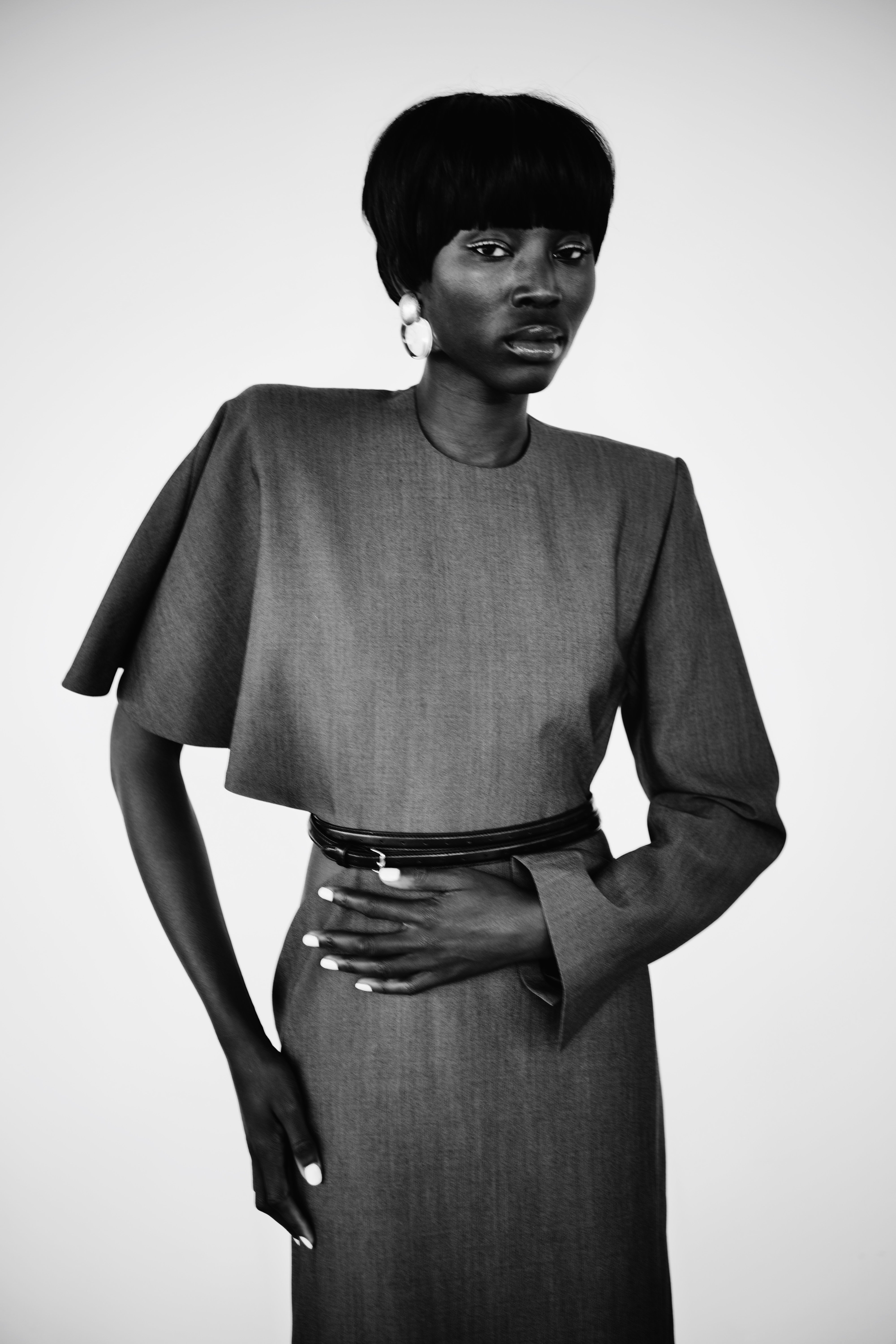 Folia stud earrings: acrylic, silverfoil