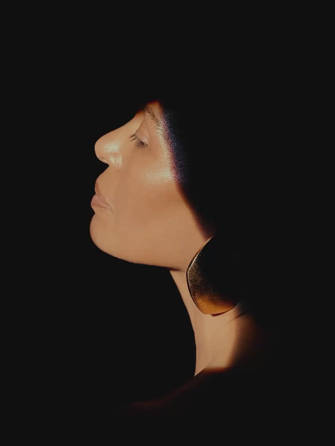 Floreva earrings: goldfoil, acacia