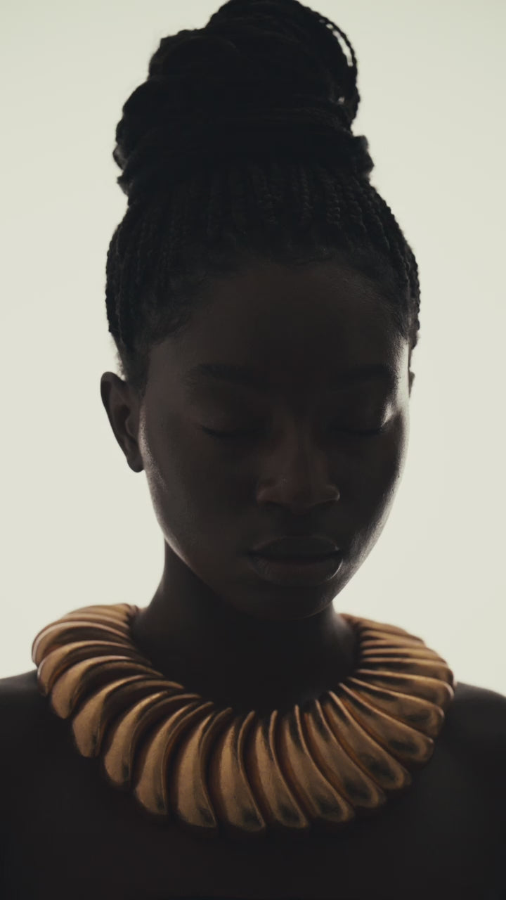 Sifara necklace gold