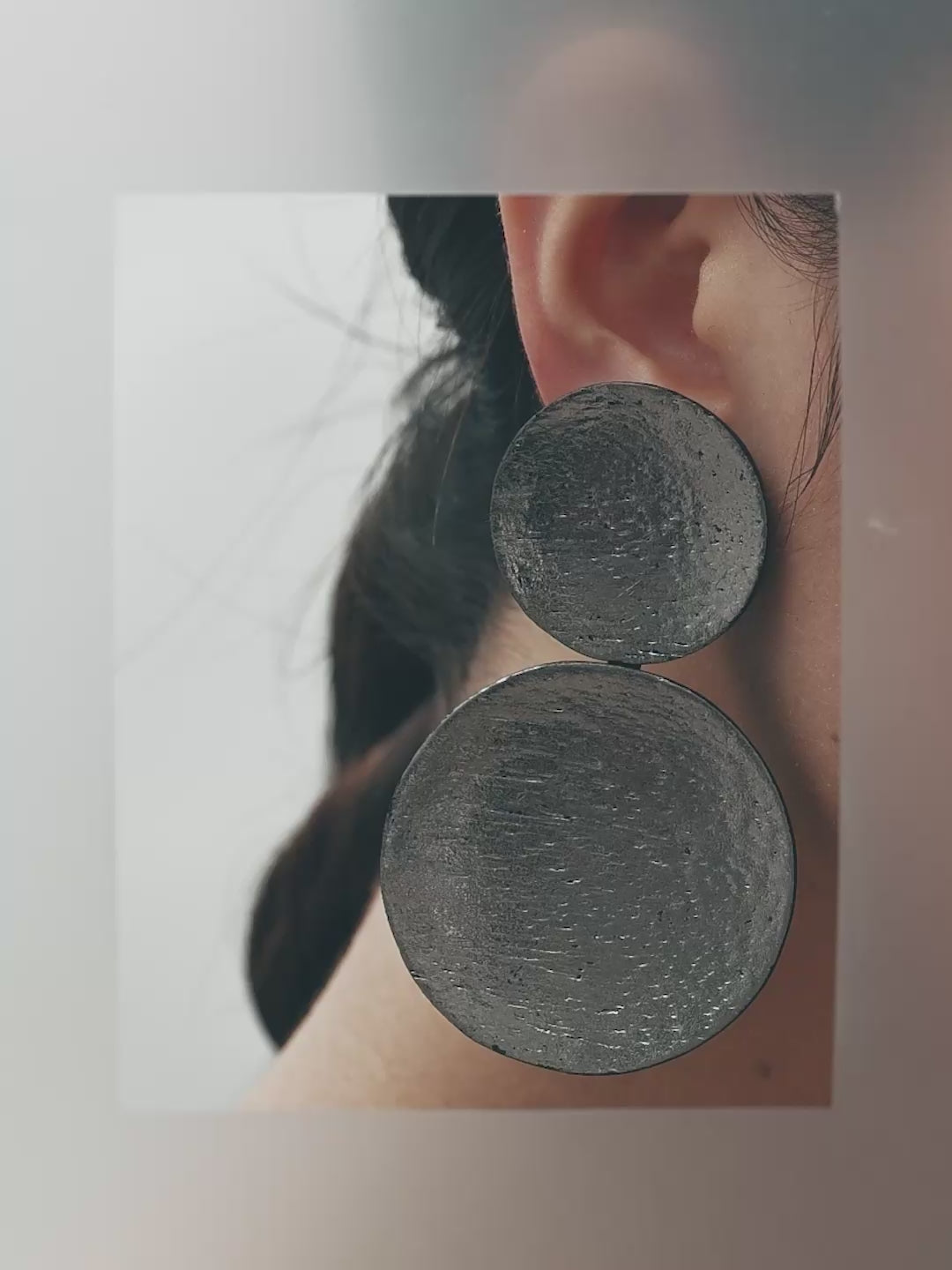 Arida earrings: acacia, silverfoil