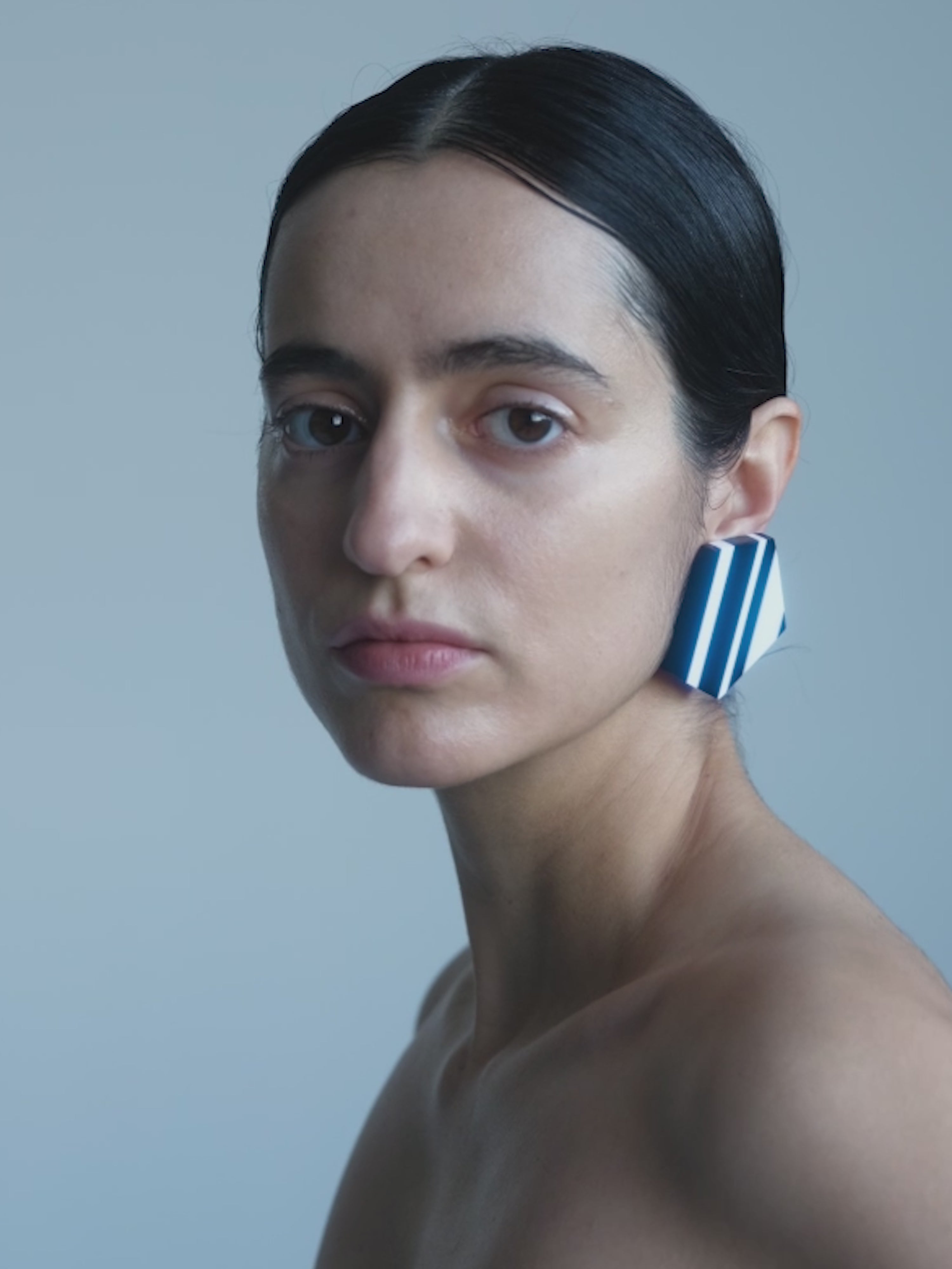 Zofi earrings: striped greencast