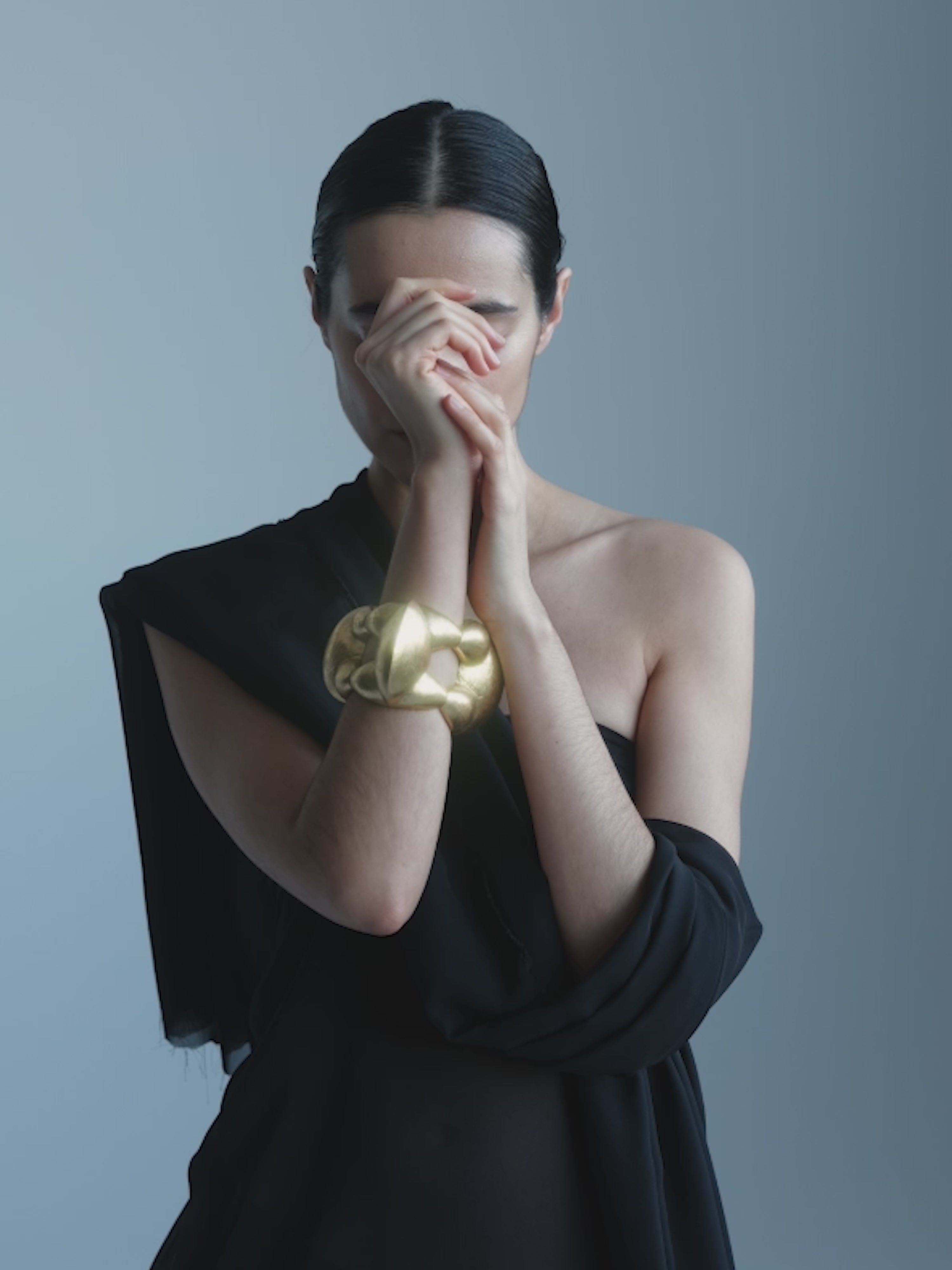 Fea bracelet: acacia, goldfoil