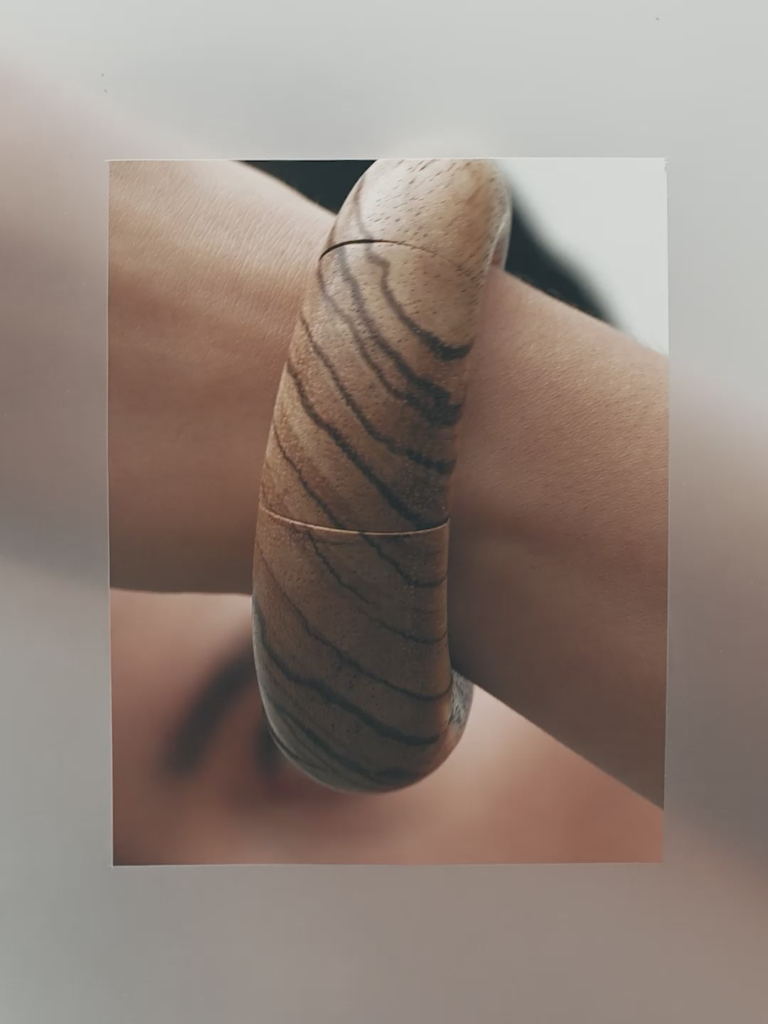 Ligna bracelet: zebrano wood