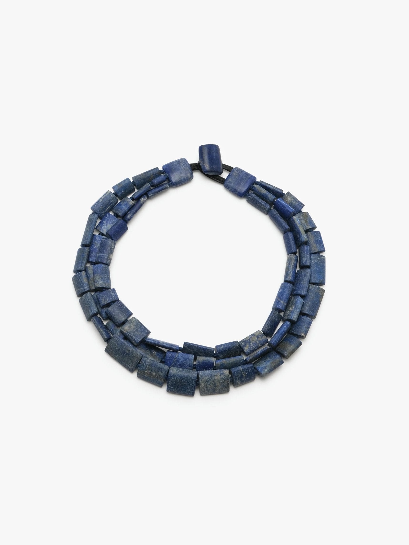 Necklace: lapis lazuli