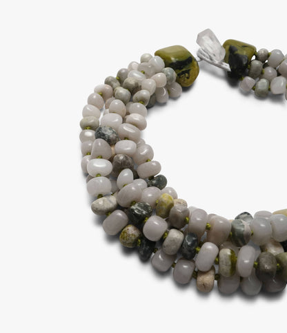 Necklace: agate, serpentine and crystal