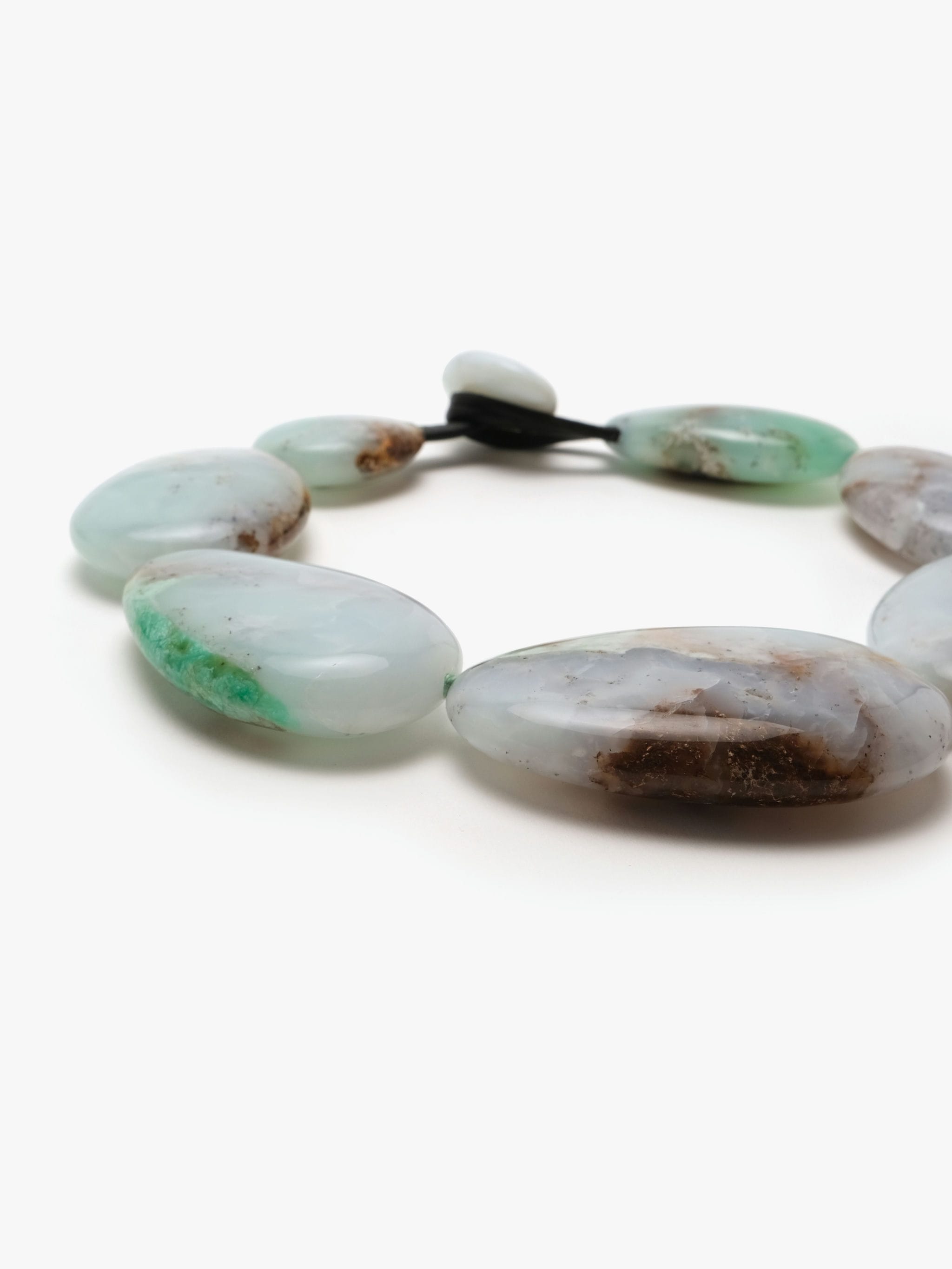 Necklace: chrysoprase