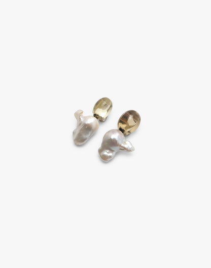 Earring: baroque pearls, lemon quartz