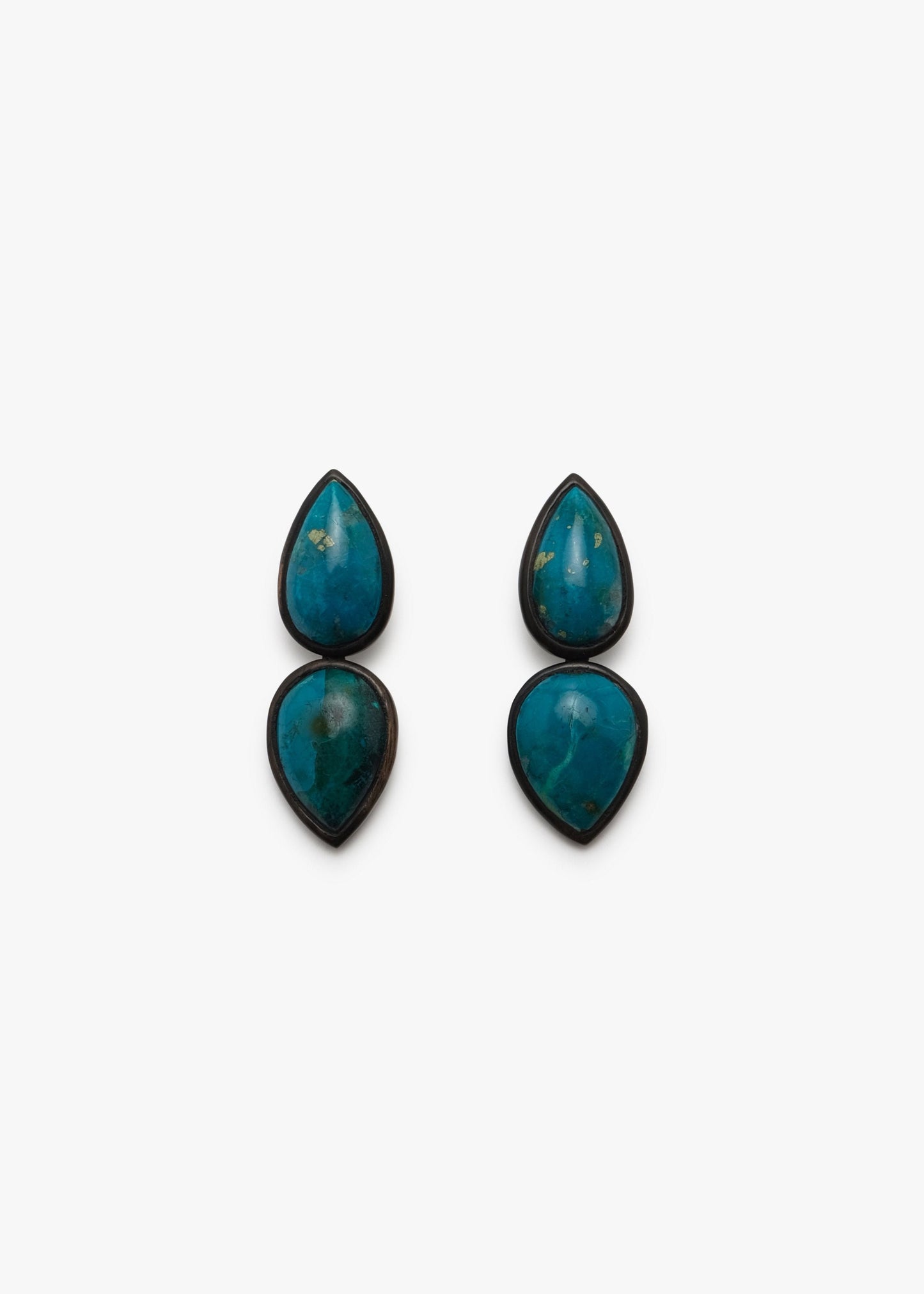 Earring: chrysocolla, ebony