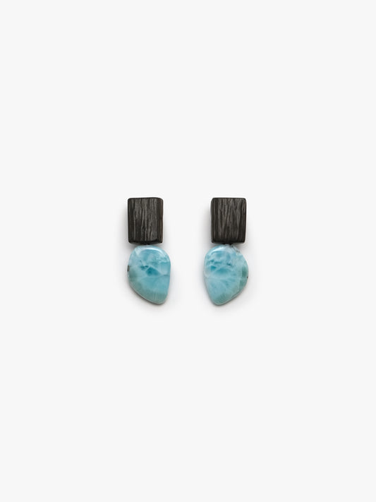 Earring: larimar, ebony