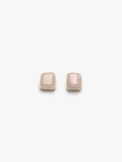 Earring: rose quartz, bone