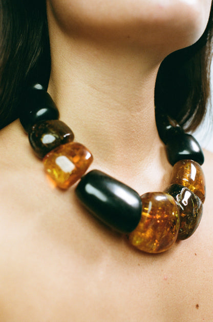 Necklace: amber and ebony