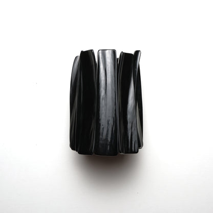 Bracelet in horn