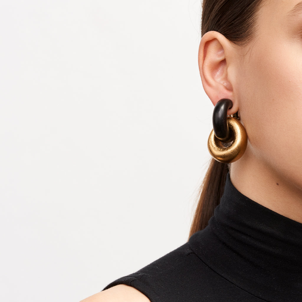 Havana earrings black and gold