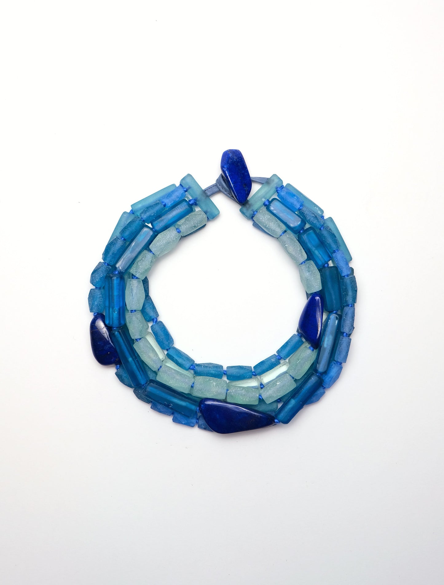 Necklace: glass beads, lapis lazuli