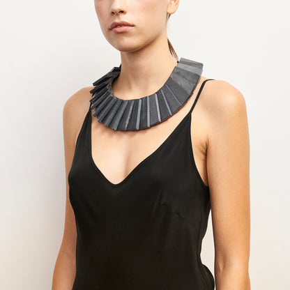 Torino necklace in acacia