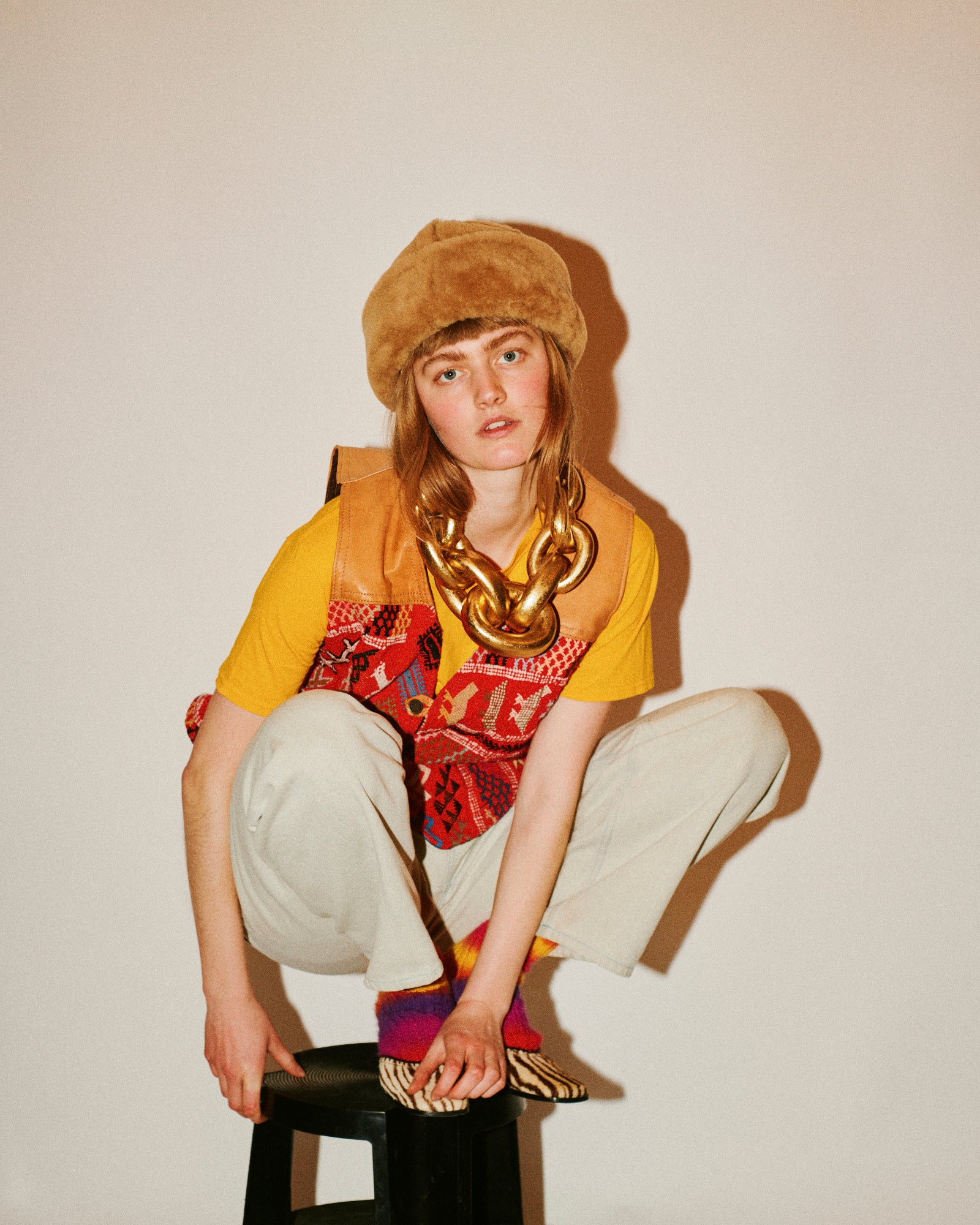 Seoul necklace: acacia, goldfoil