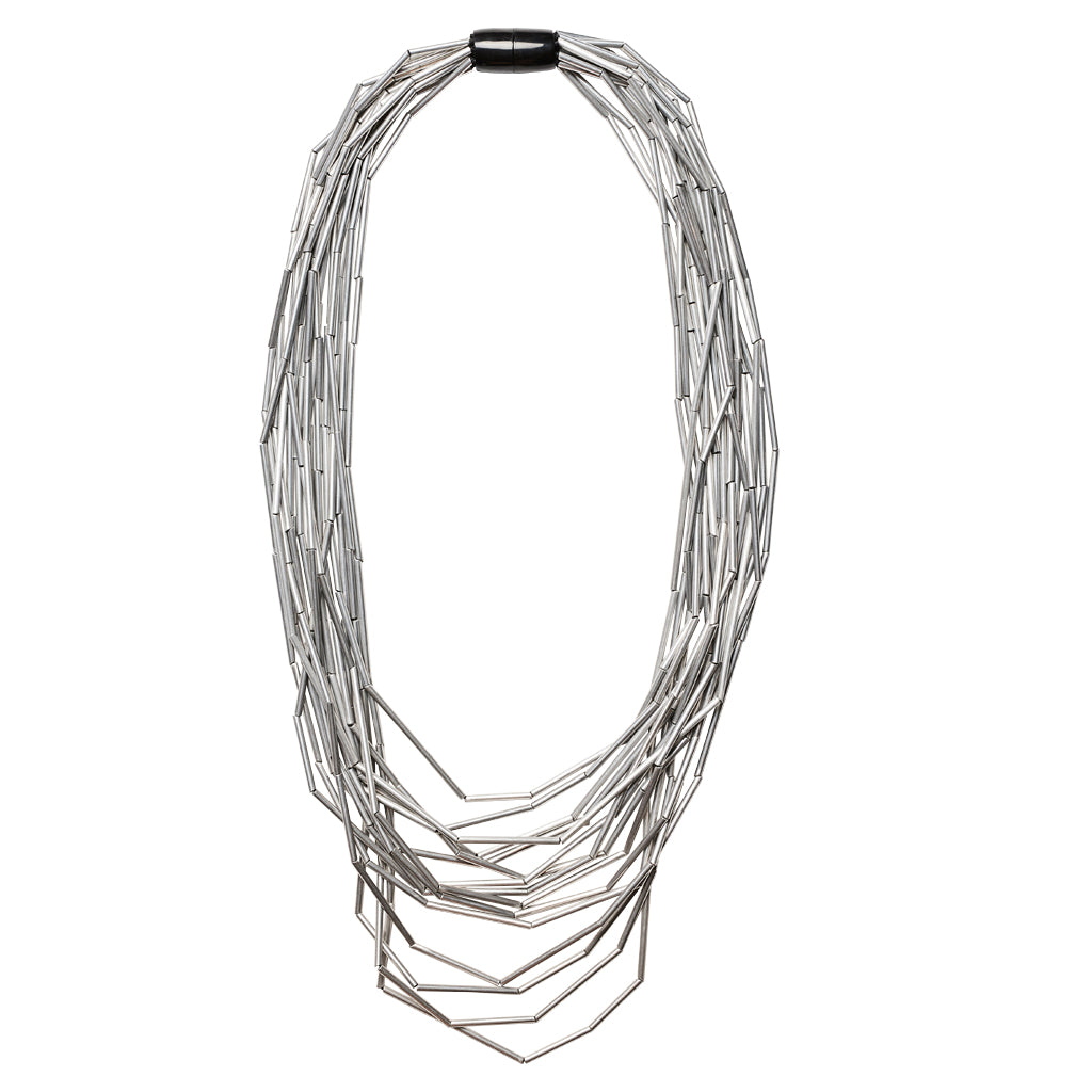 Oslo necklace: aluminum
