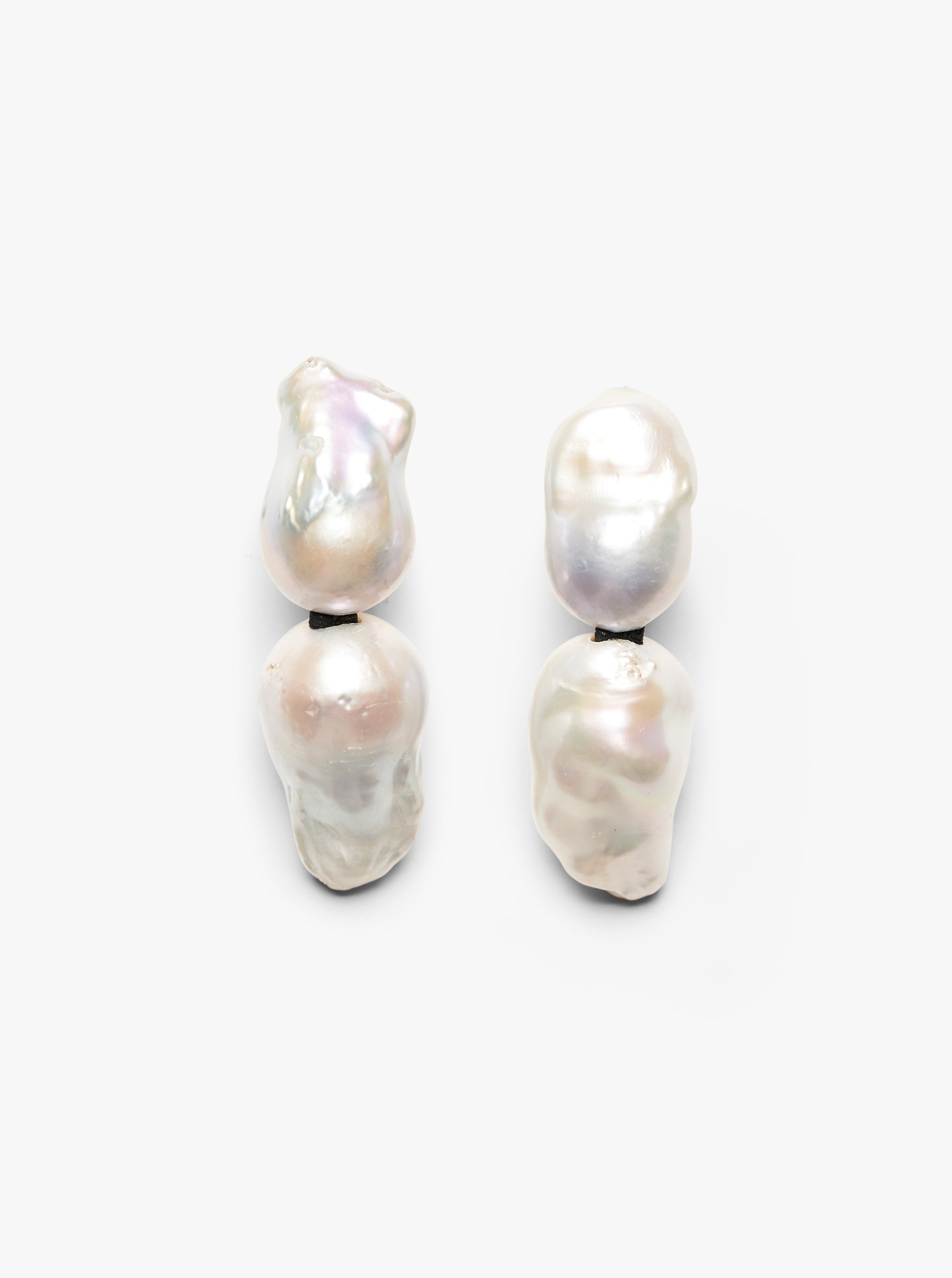 Sable earrings: double baroque pearls