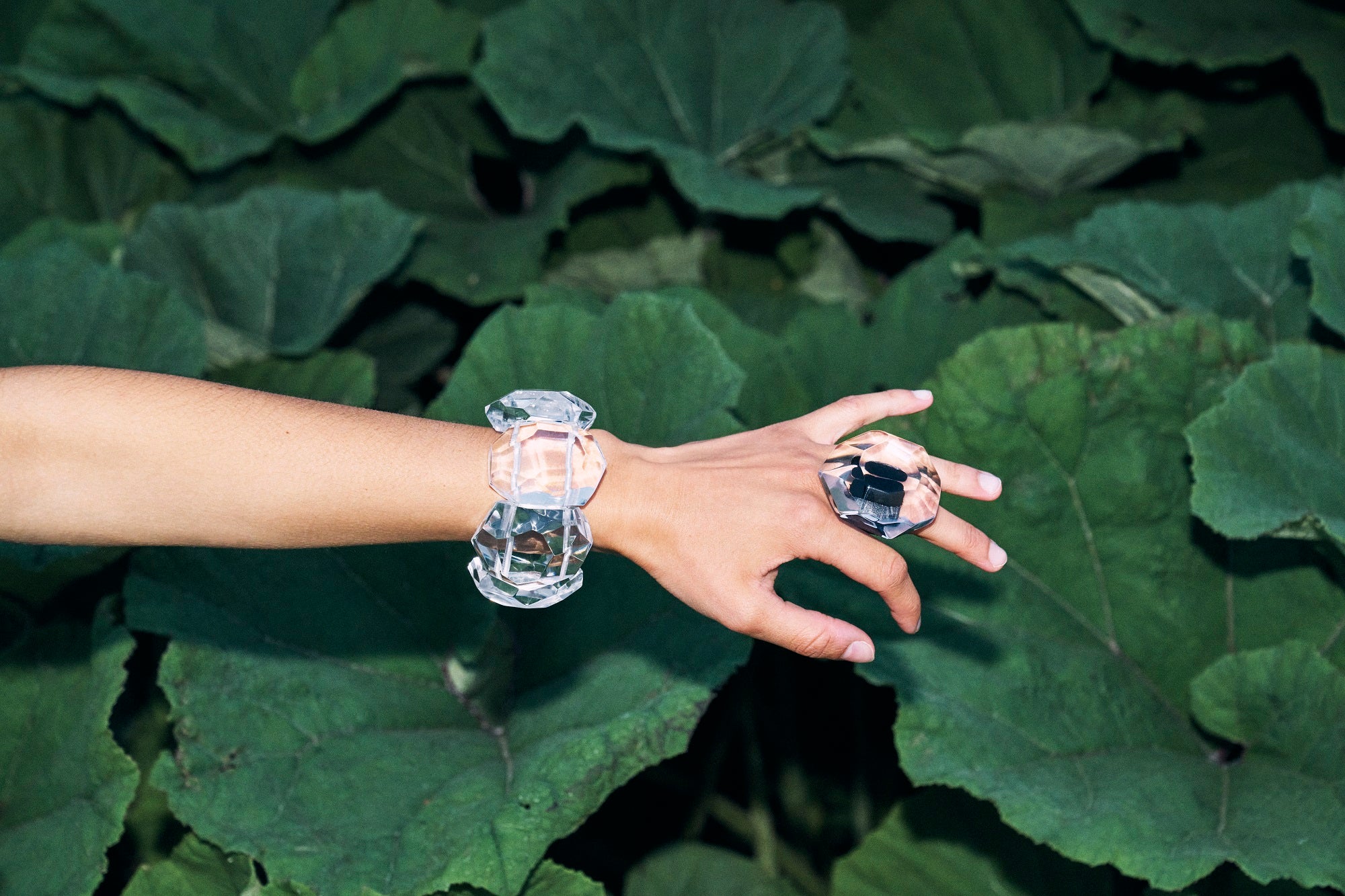 Leka bracelet: clear acrylic