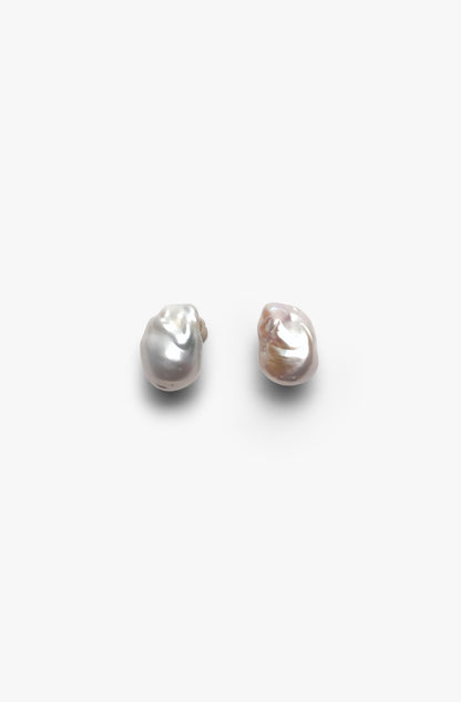 Earclips: baroque pearls