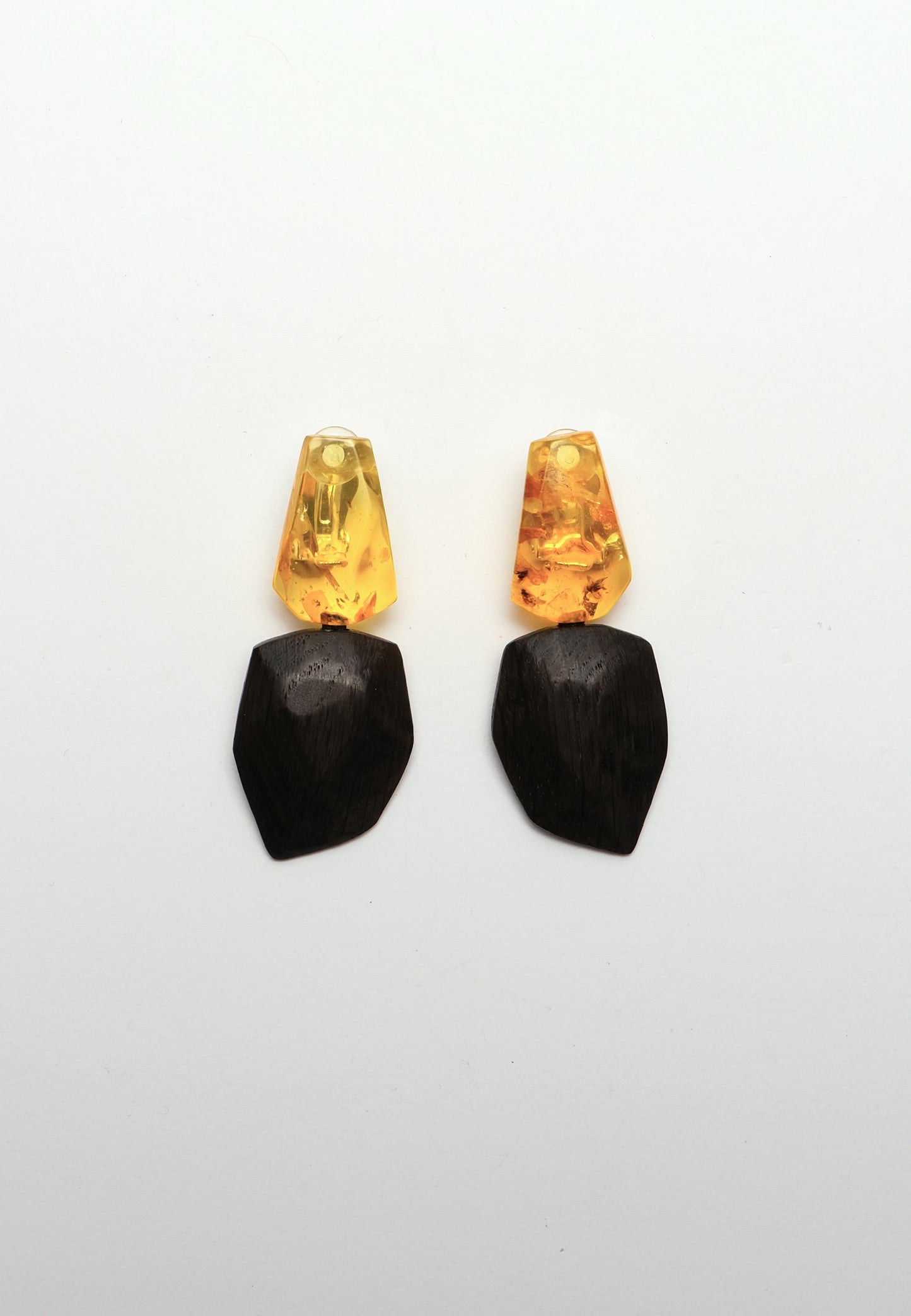 Earring: amber and marsh oak