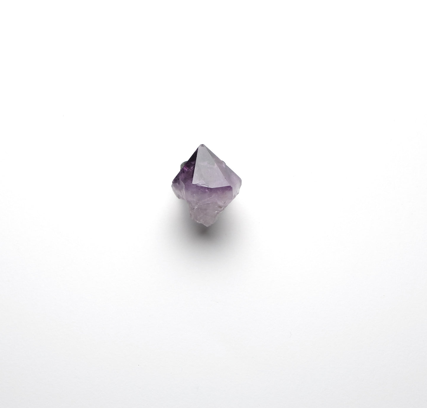 Ring in amethyst and leather